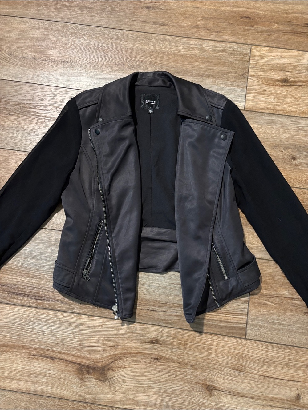 Guess Jacket - Picture 1 of 5